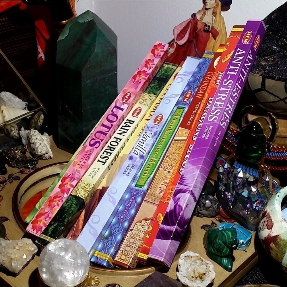 1 PACK • HEM Incense Assorted - Picture 1 of 5